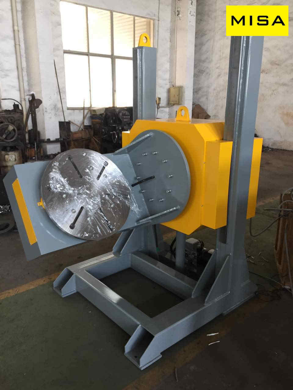 L - Type  Welding Positioner With 2000mm Table And 3kw Turning Power